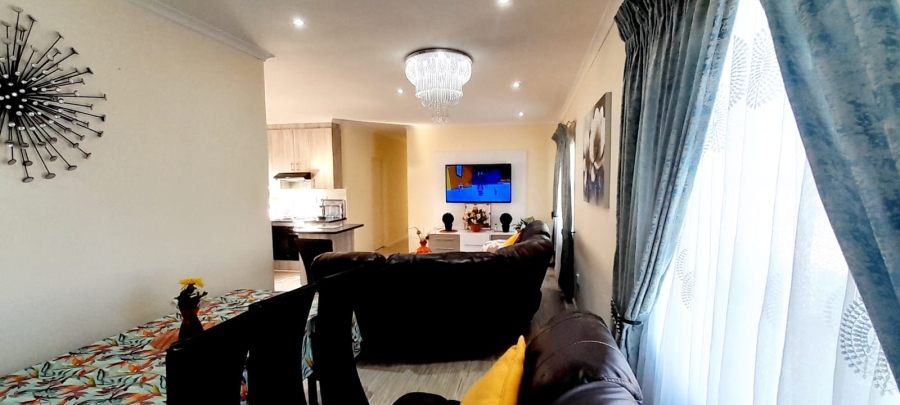 3 Bedroom Property for Sale in Graceland Eastern Cape